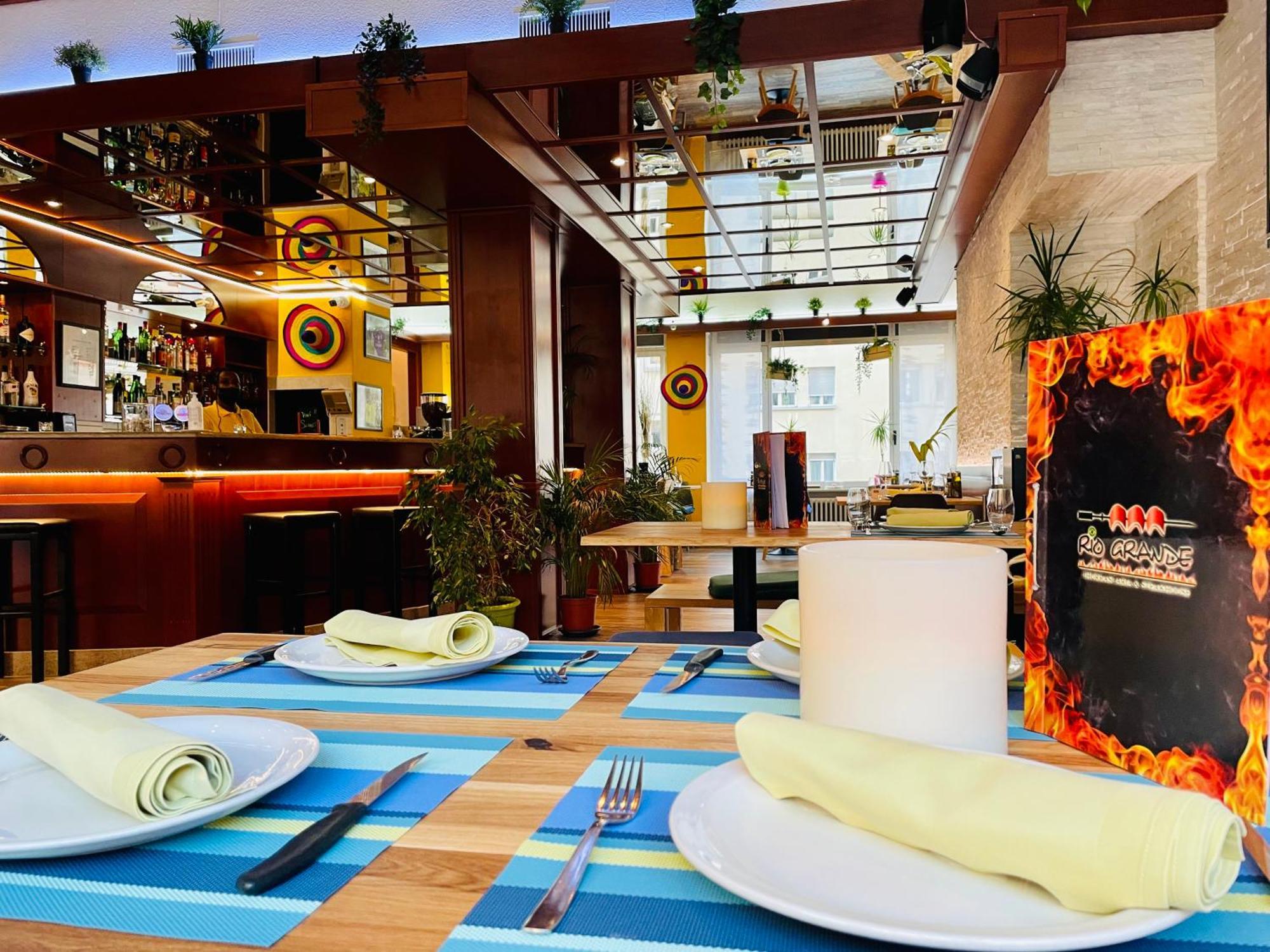 Hotel Gamper Беллинцона Экстерьер фото